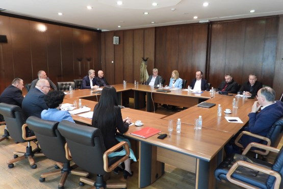 Чланови Комисије за спољну трговину и царине разговарали са представницима Синдиката Управе за индиректно опорезивање БиХ